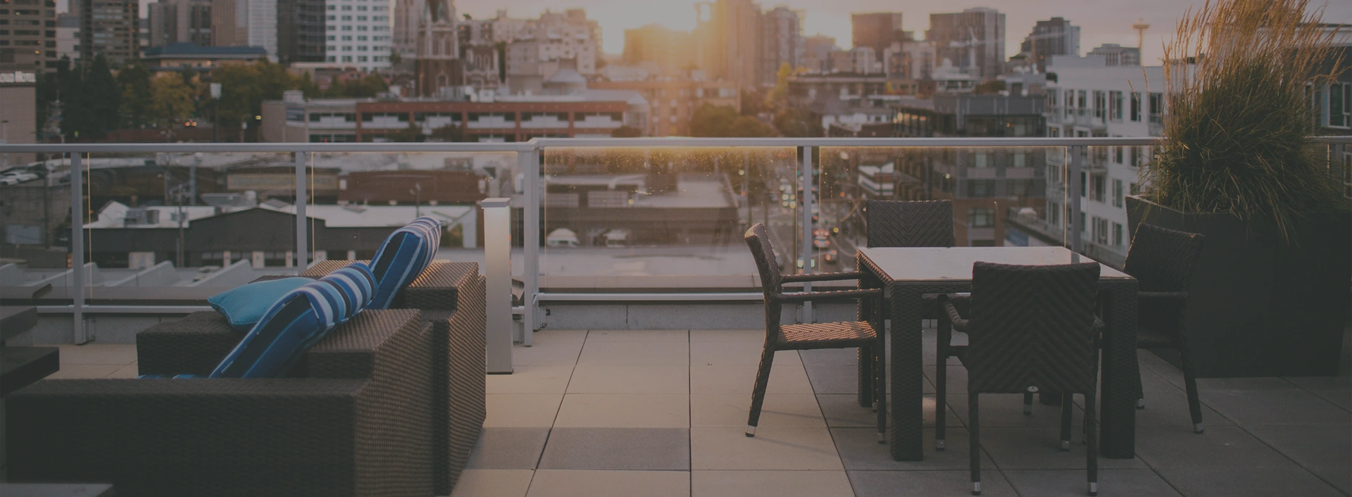 home-banner-high-rise-tiling-2-1920x706px